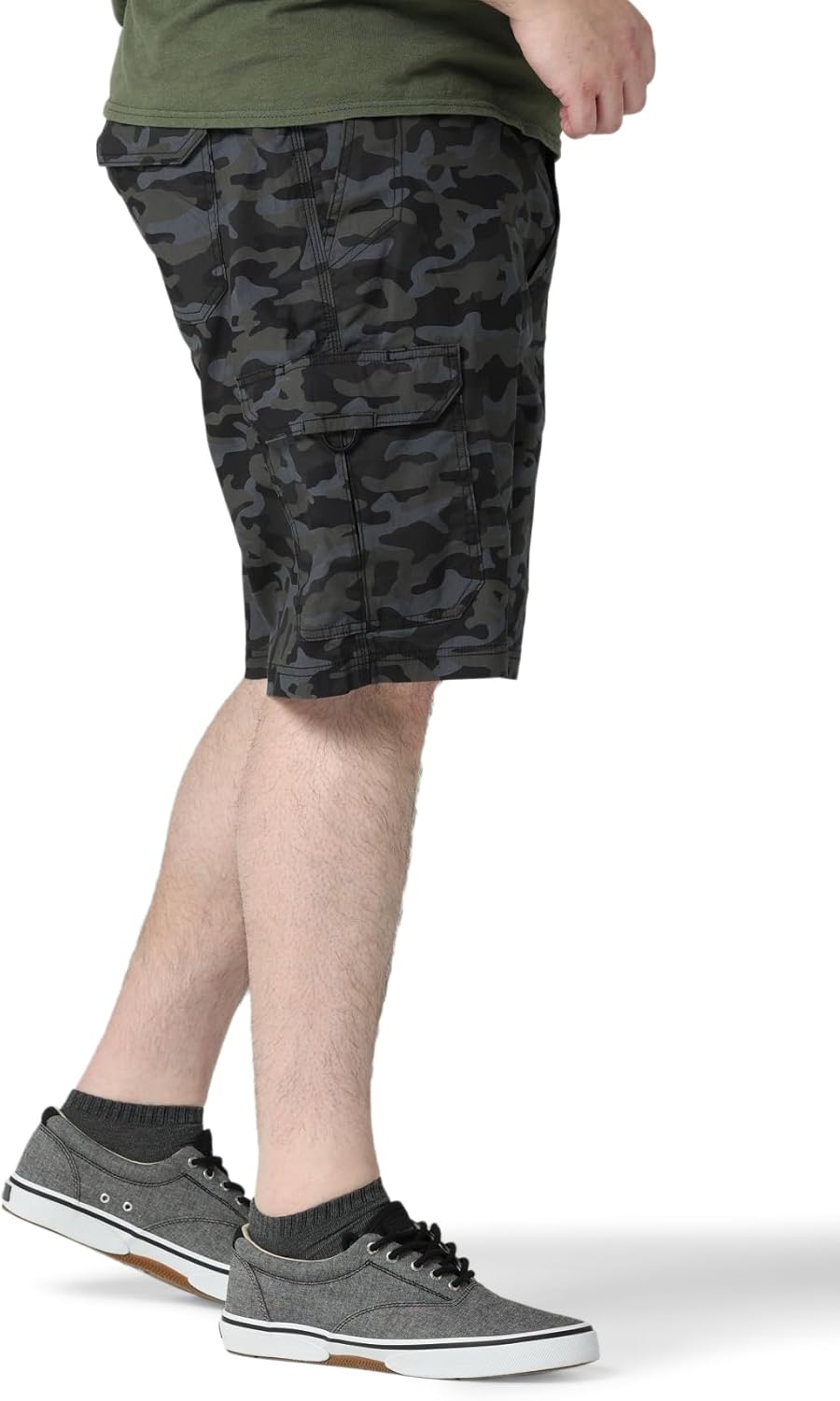 men Big & Tall Cargo shorts with multiple pockets - Image 2