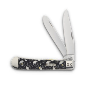 Case XX Skulls Smooth Natural Bone Trapper Folding Knife with Bullet Shield and XX Engraved Bolsters CA06740SK